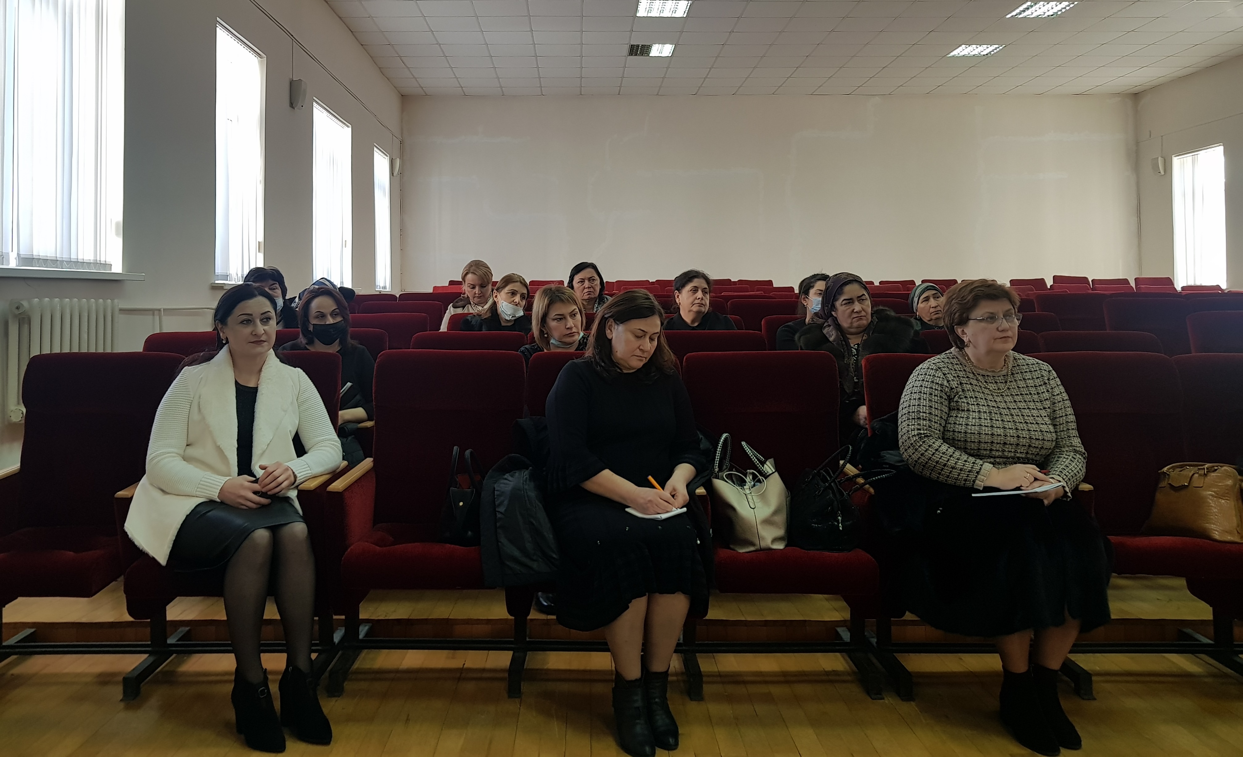 Обсуждены вопросы организации учебного процесса во втором полугодии 2021-2022 учебного года